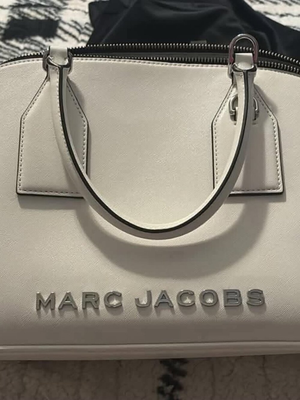 Marc Jacobs White Bag and Wallet